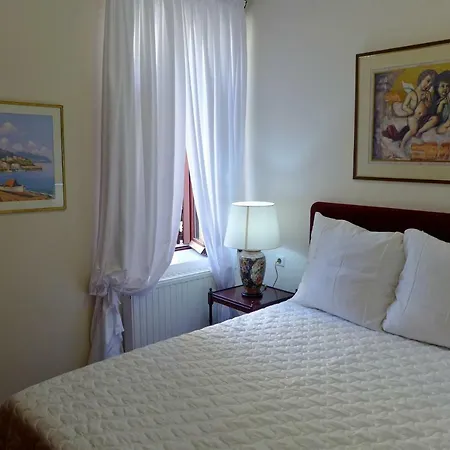 The Monk Appartement