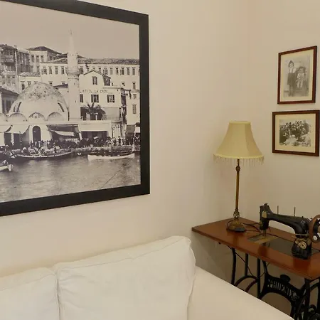 The Monk Apartman Hriszí Aktí Haniá